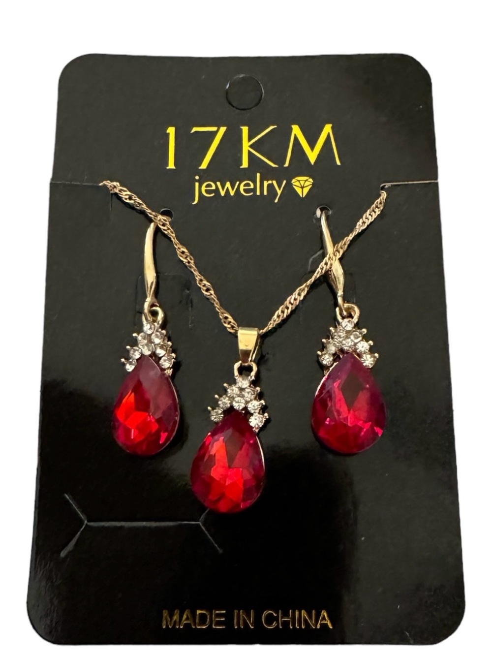 17KM Jewelry Red Teardrop Pendant & Earring Set